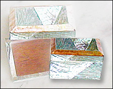 Box covered with green abalon and brown lip shell in cracking design rectangular box