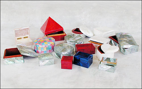 Philippine jewelry boxes beautifully hand-made from world-class shell crafters.